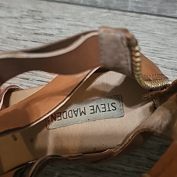 steve Madden Drastik Leather Sandals - Picture 5 of 7